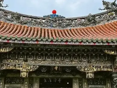 Cẩm nang chiêm bái Chùa Long Sơn Đài Bắc linh thiêng cổ kính