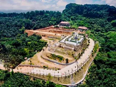Kinh nghiệm chiêm bái chùa Long Hoa chốn linh thiêng thanh tịnh