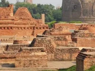 Kinh nghiệm chiêm bái thánh địa Vườn Lộc Uyển Sarnath tại Ấn Độ