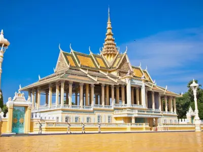Kinh nghiệm thăm quan chiêm bái Chùa Bạc Campuchia đầy đủ và chi tiết