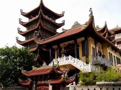 Kinh nghiệm thăm quan chiêm bái Chùa Đại Giác linh thiêng chi tiết