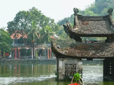 Kinh nghiệm thăm quan chiêm bái Chùa Thầy an toàn và thành kính
