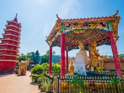 Kinh nghiệm thăm quan chiêm bái Tu viện Vạn Phật thiêng liêng