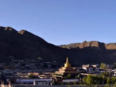 Kinh nghiệm thăm quan Tu viện Labrang linh thiêng tại Cam Túc