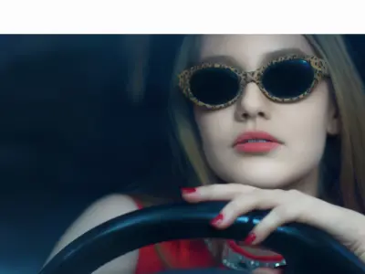 On the way là gì và cách sử dụng chi tiết trong tiếng Anh